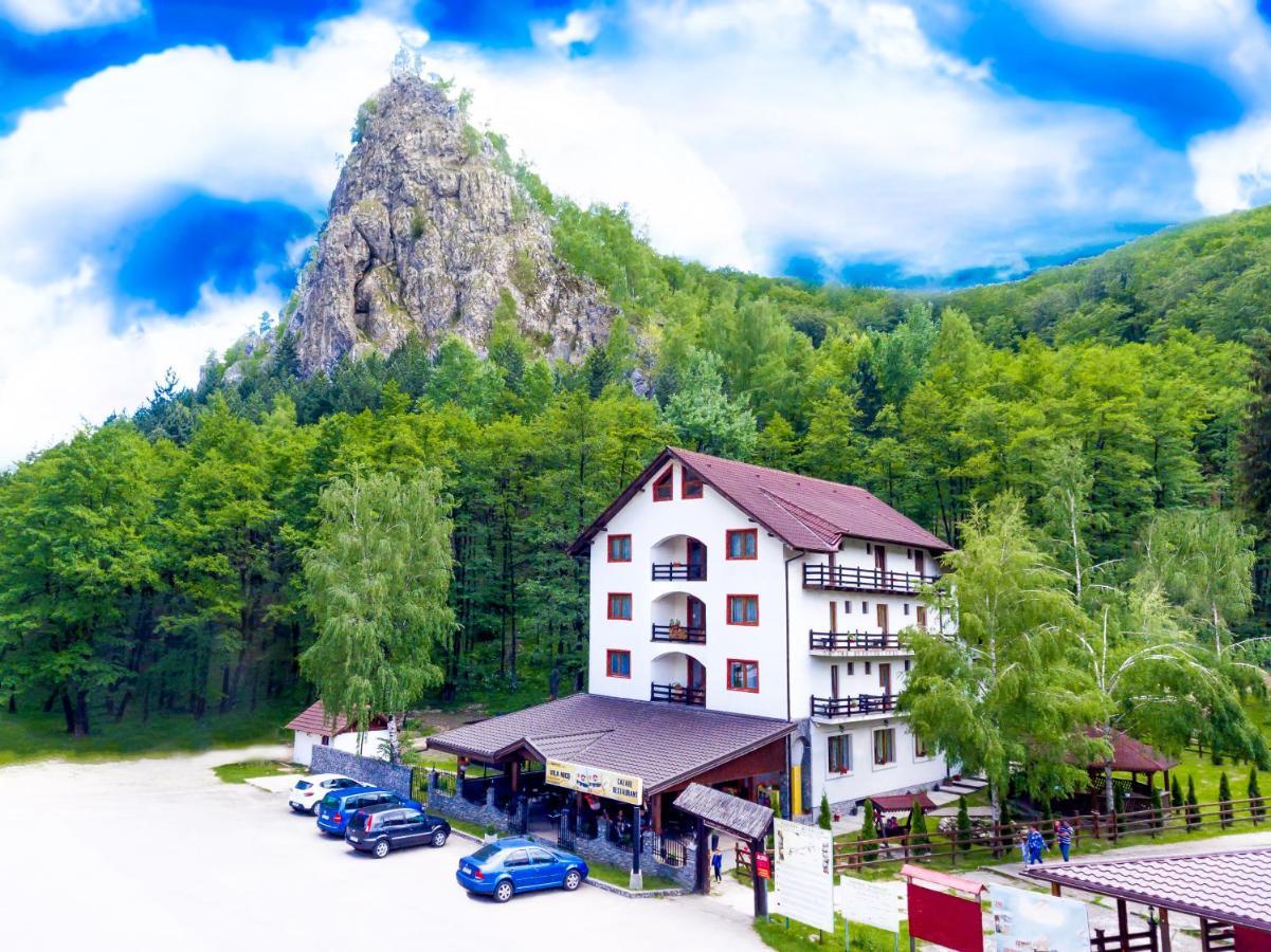 Vila Nico Baia de Fier Kültér fotó