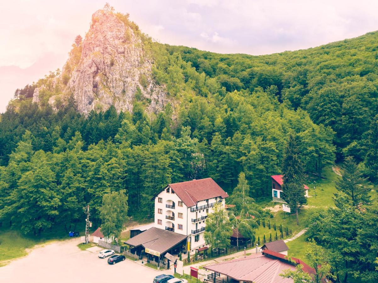 Vila Nico Baia de Fier Kültér fotó