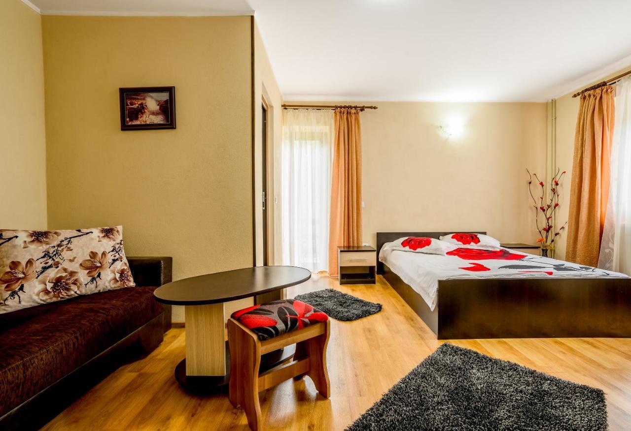 Vila Nico Baia de Fier Kültér fotó