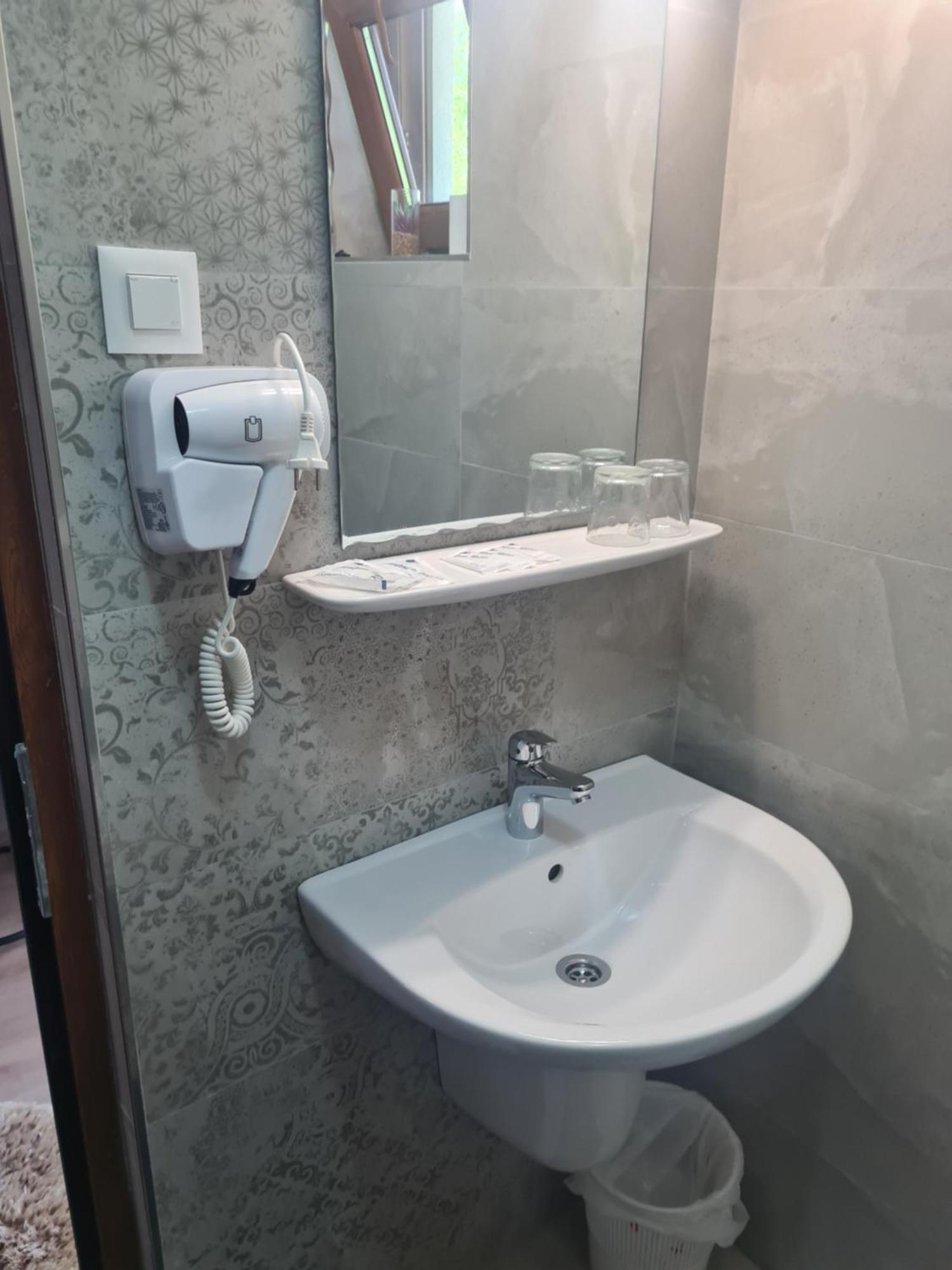 Vila Nico Baia de Fier Kültér fotó