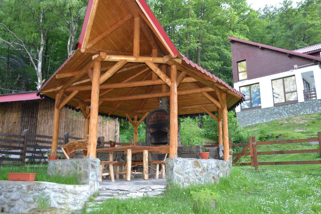 Vila Nico Baia de Fier Kültér fotó